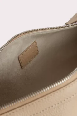 Amira Kraft Small Grain Calf Leather