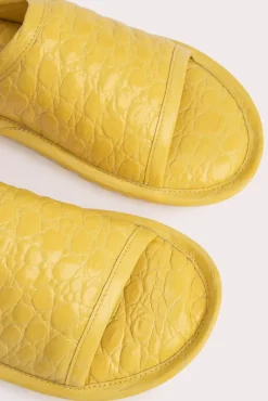 Ari Duckling Circular Croco Embossed Leather