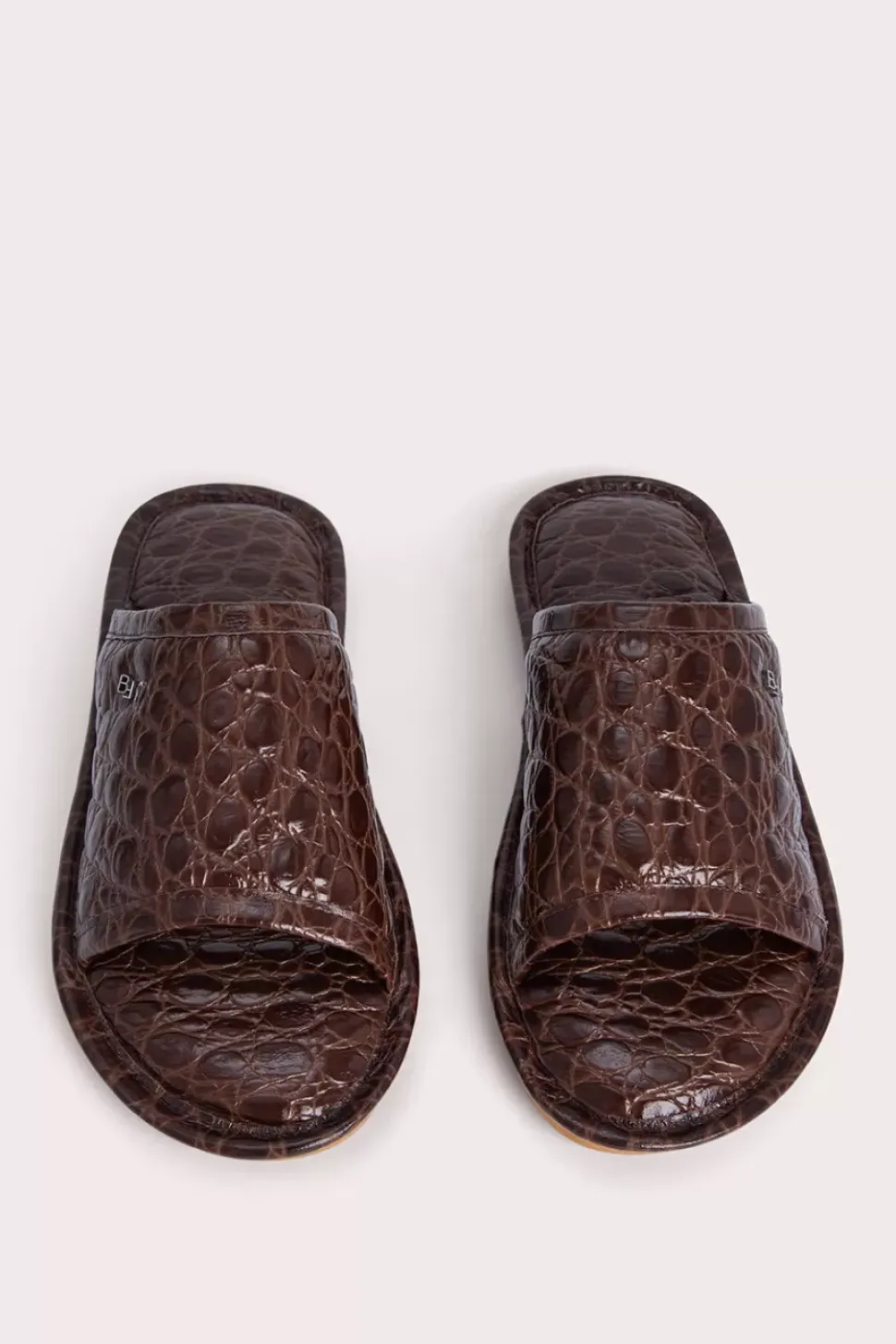 Ari Sequoia Circular Croco Embossed Leather