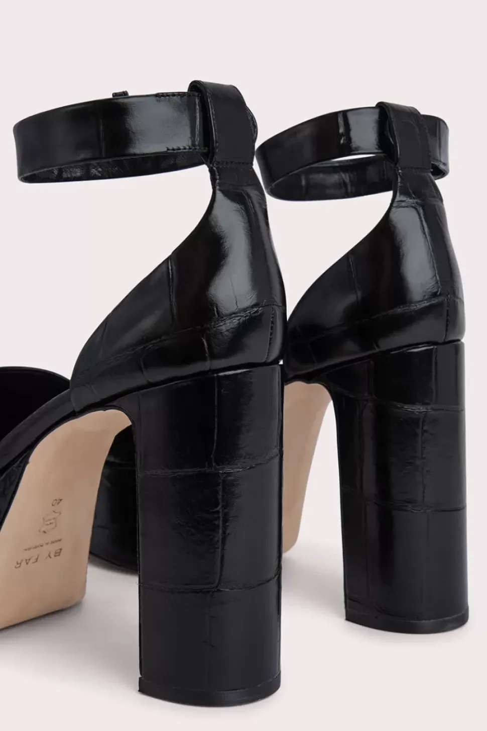Barb Black Maxi Croco Embossed Leather