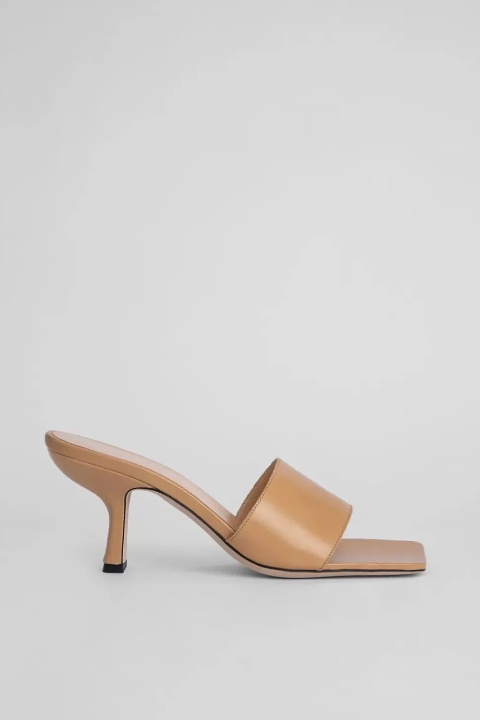 Dylan Nude Leather