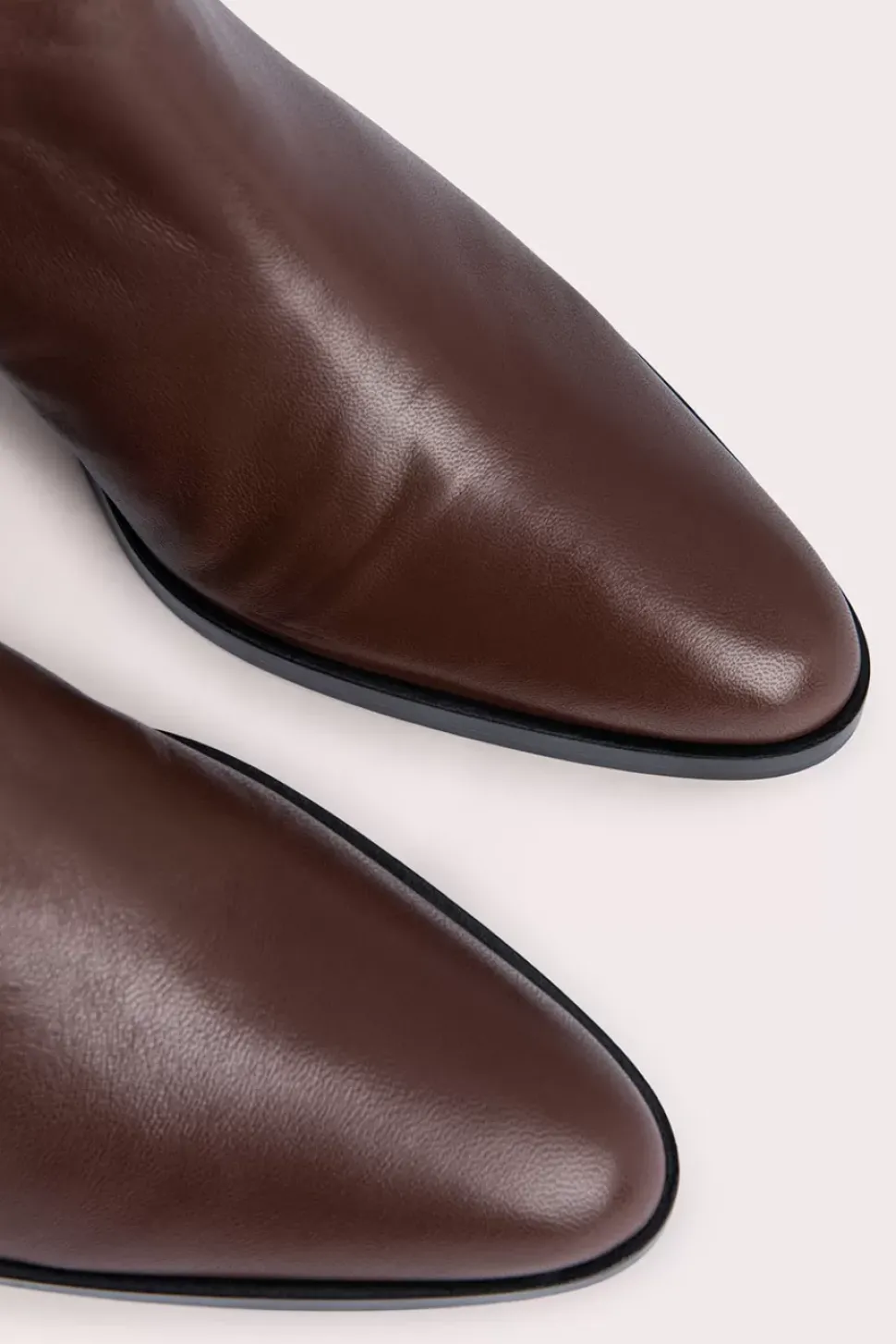 Esteban Sequoia Nappa Leather
