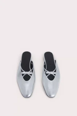 Finn Silver Metallic Leather