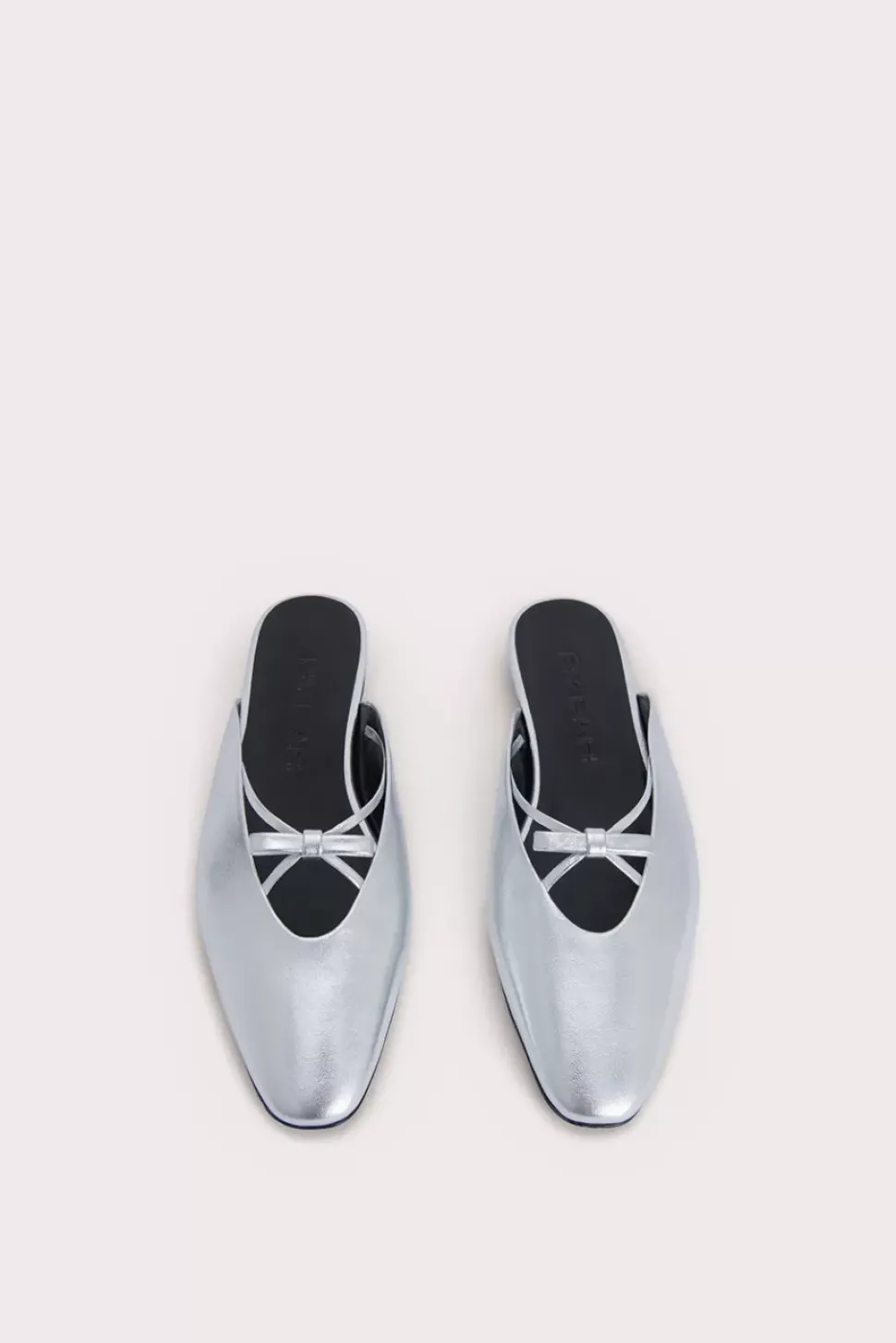 Finn Silver Metallic Leather