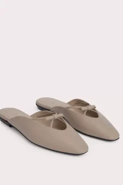 Finn Taupe Nappa Leather