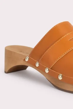 Hans Caramel Gloss Leather