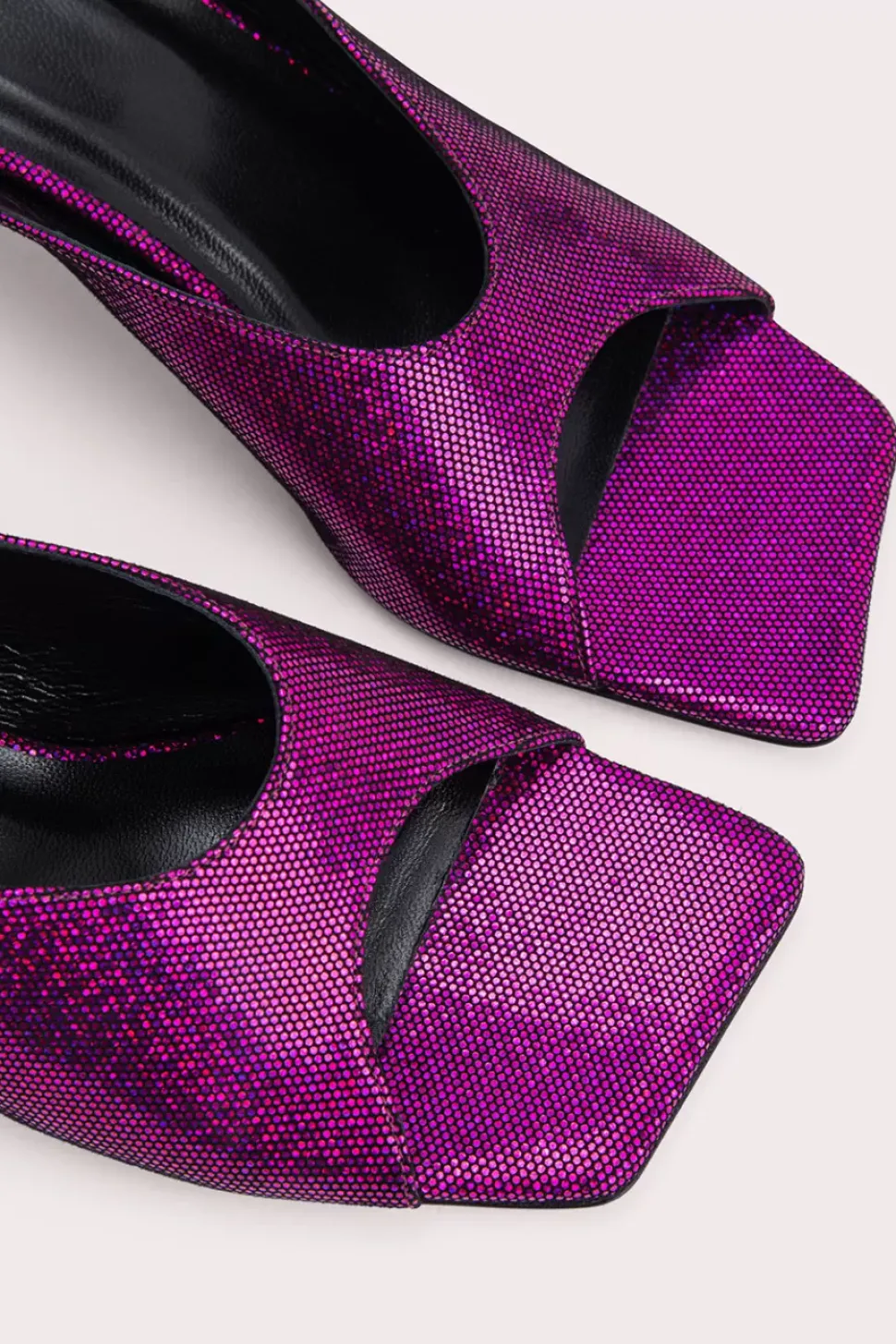 Huston Fuchsia Disco Dot Leather