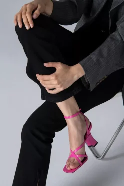 Kersti Hot Pink Grained Leather
