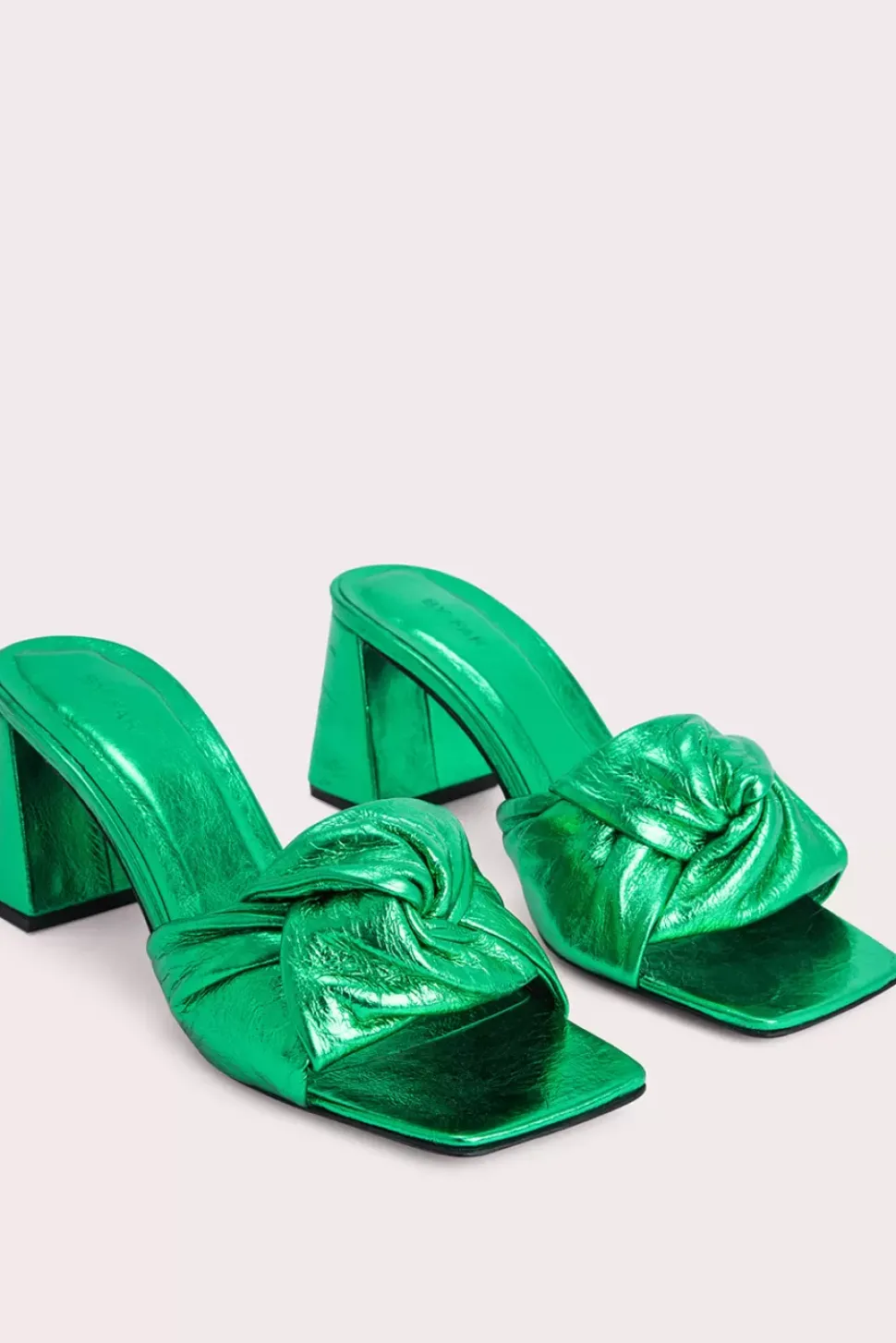 Lamar Clover Green Metallic Leather