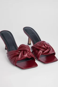 Lana Bordeaux Creased Leather
