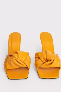 Lana Sunflower Gloss Grained Leather