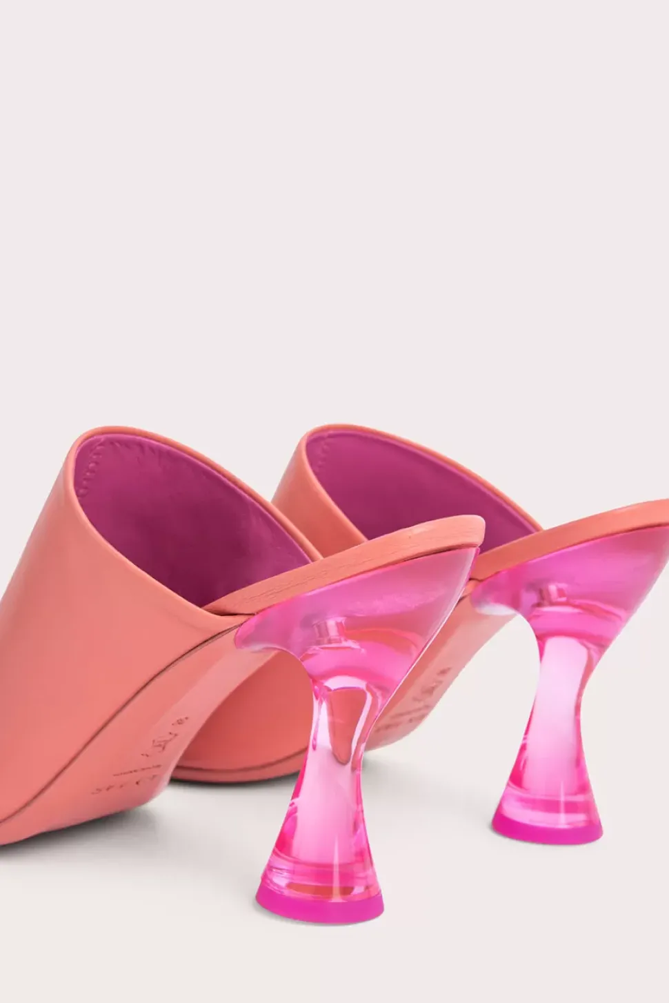 Luz Salmon Nappa Leather