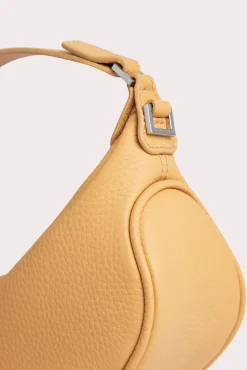 Mini Ami Biscuit Flat Grain Leather