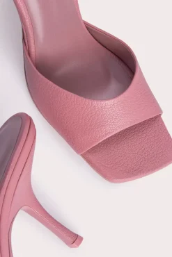 Mora Pink Grained Leather