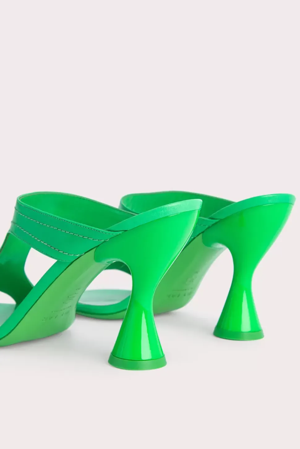 Nadia Super Green Gloss Leather
