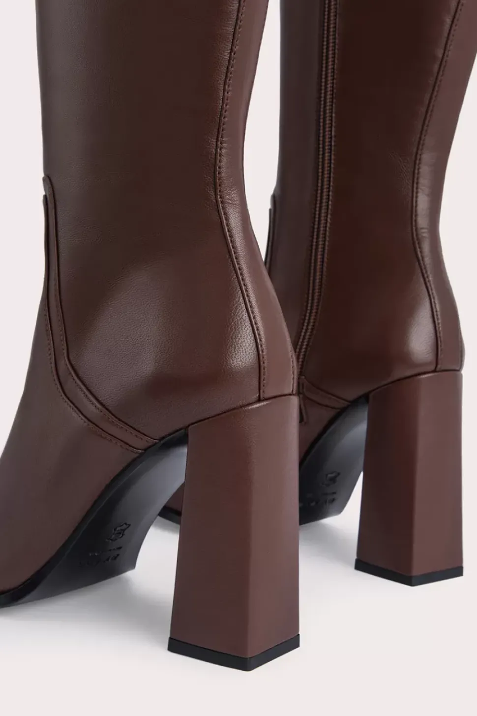 Tia Sequoia Nappa Leather