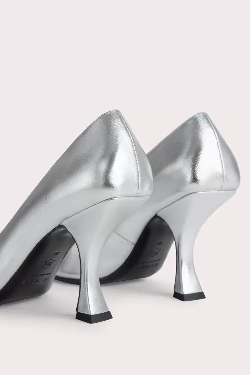 Viva Silver Metallic Leather
